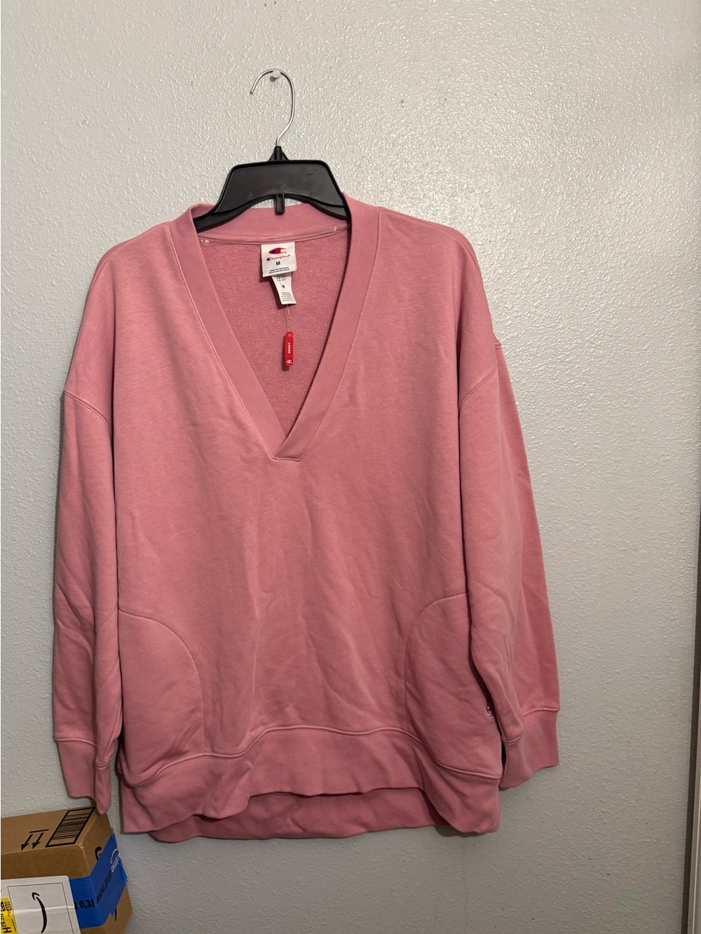 Champion Women's V Neck Pink Pullover French Terry Loungewear Sweatshirt Size M